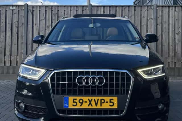 Audi Q3 (2012) thumbnail 4