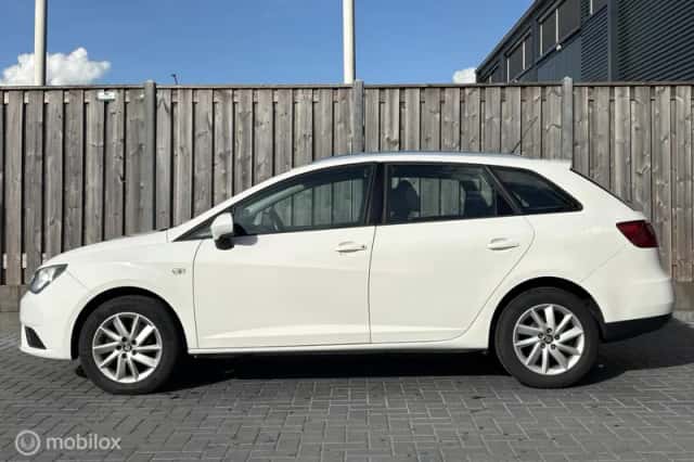 SEAT Ibiza (2013) thumbnail 6