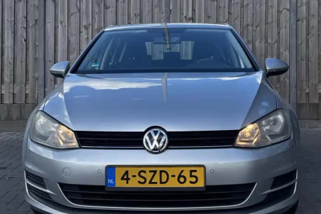 Volkswagen Golf (2014) thumbnail 4