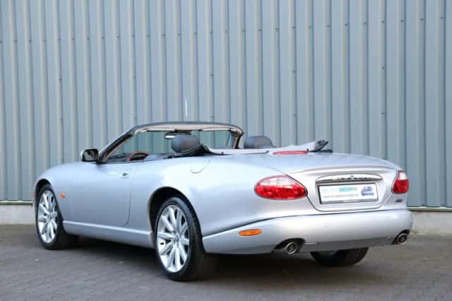 Jaguar XK8 (2006) thumbnail 3