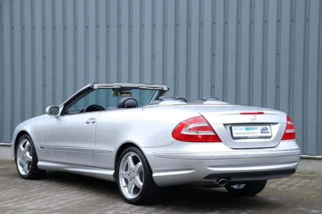 Mercedes-Benz CLK-Klasse (2004) thumbnail 3