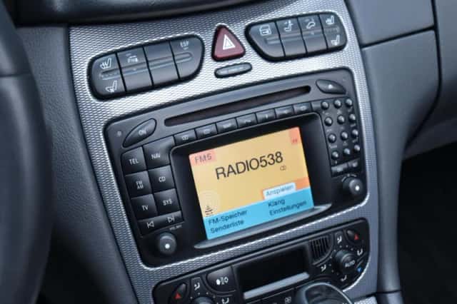 Mercedes-Benz CLK-Klasse (2004) thumbnail 4