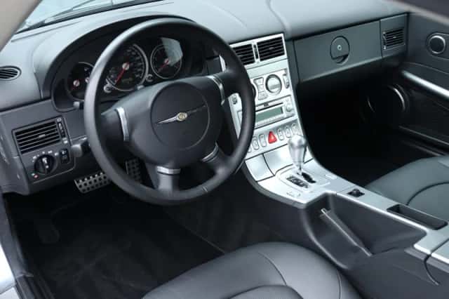 Chrysler Crossfire (2004) thumbnail 2