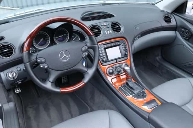 Mercedes-Benz SL-Klasse (2004) thumbnail 2