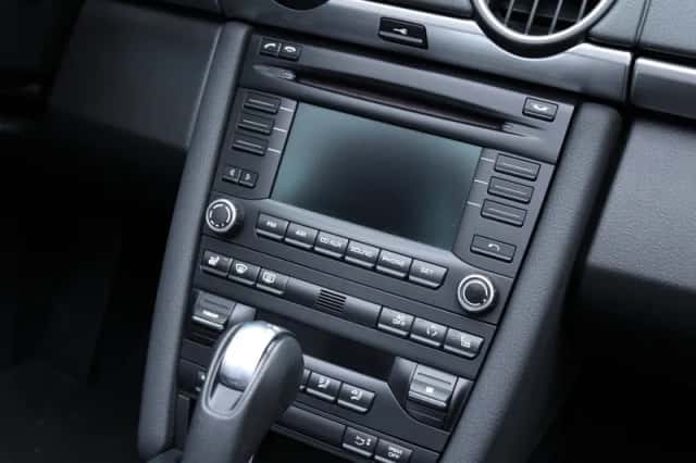 Porsche Boxster (2010) thumbnail 4