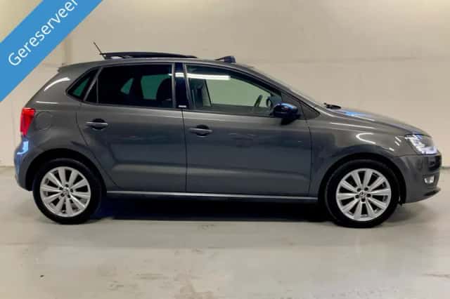 Volkswagen Polo (2012) thumbnail 4