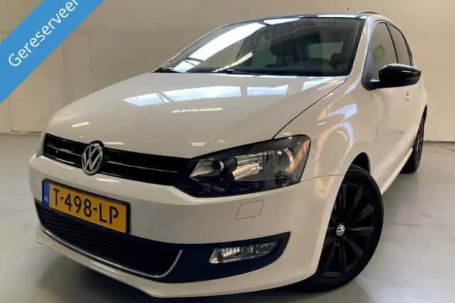 Volkswagen Polo (2011) thumbnail 1