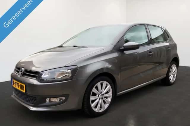 Volkswagen Polo (2012) thumbnail 1