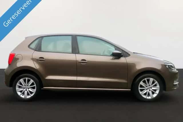 Volkswagen Polo (2015) thumbnail 3