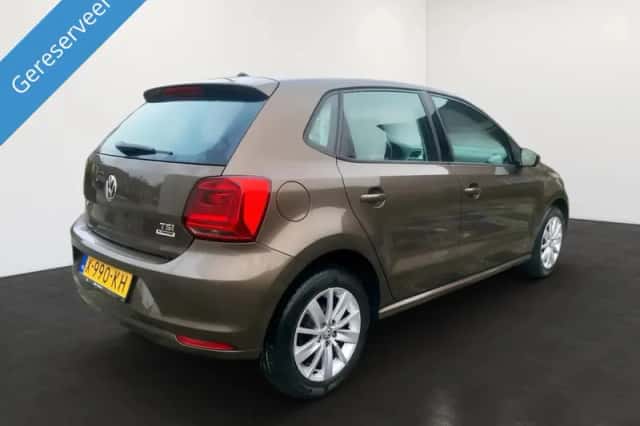 Volkswagen Polo (2015) thumbnail 4
