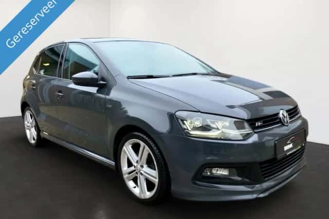 Volkswagen Polo (2015) thumbnail 2