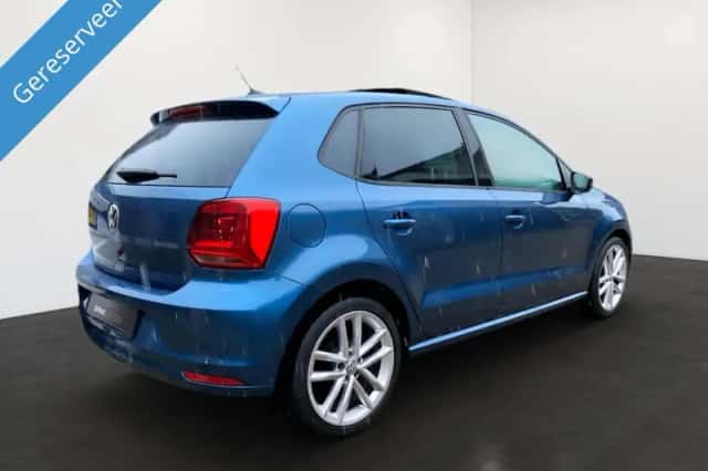 Volkswagen Polo (2014) thumbnail 2