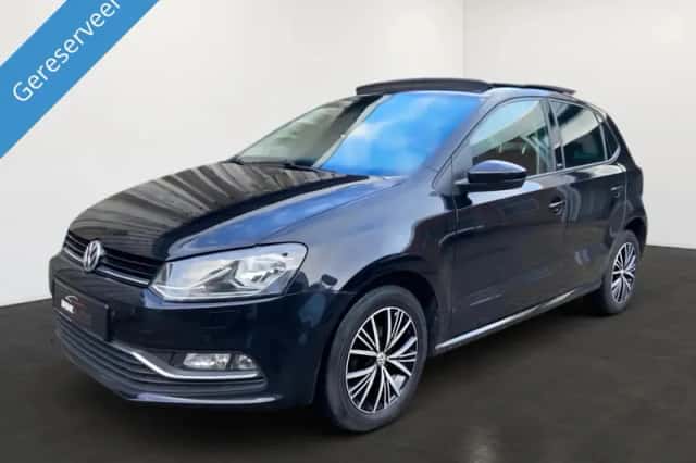 Volkswagen Polo (2016) thumbnail 1