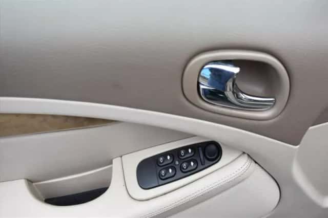 Jaguar S-Type (2004) thumbnail 5