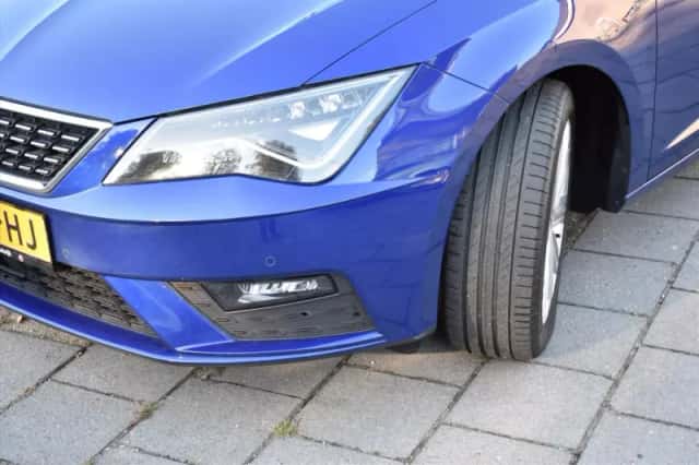 SEAT Leon Sportstourer (2020) thumbnail 3