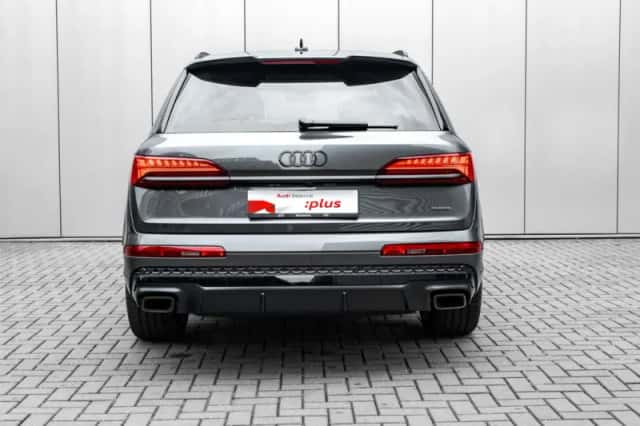 Audi Q7 (2025) thumbnail 4