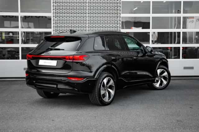 Audi Q6 e-tron (2026) thumbnail 2