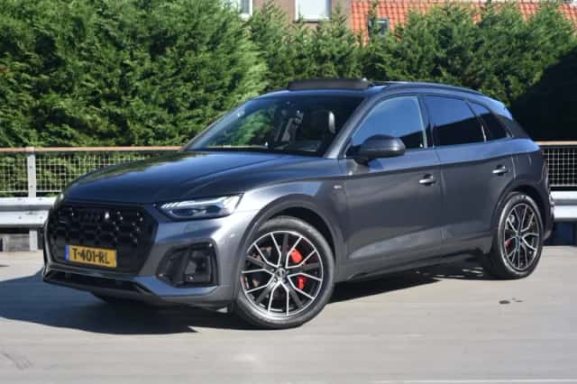 Audi Q5 (2023) thumbnail 1