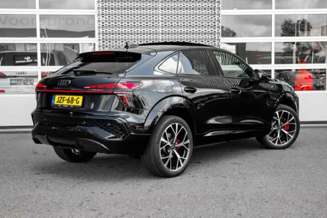 Audi Q3 (2026) thumbnail 2
