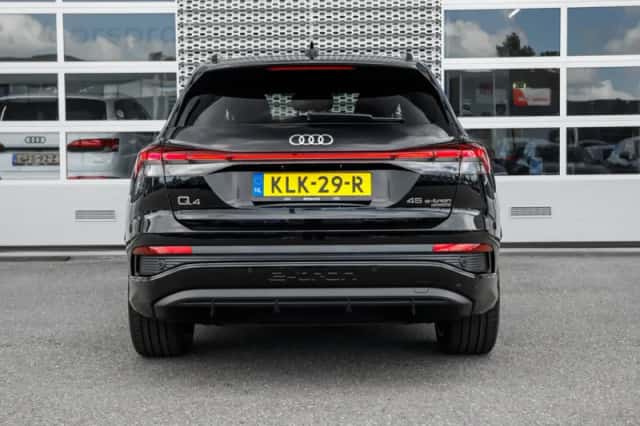 Audi Q4 e-tron (2026) thumbnail 4