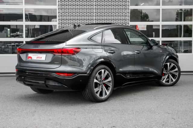 Audi Q6 e-tron (2026) thumbnail 2
