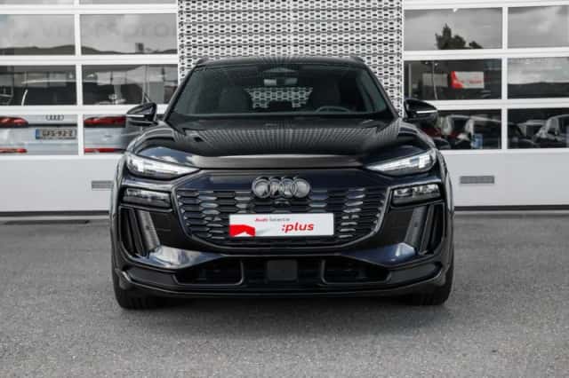 Audi Q6 e-tron (2025) thumbnail 3