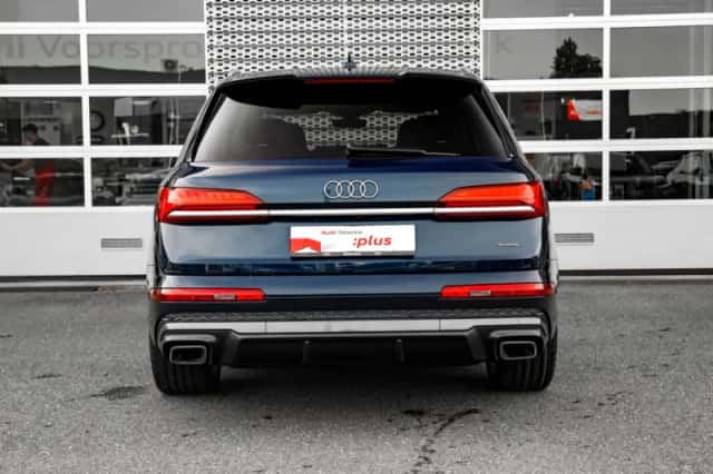 Audi Q7 (2025) thumbnail 4