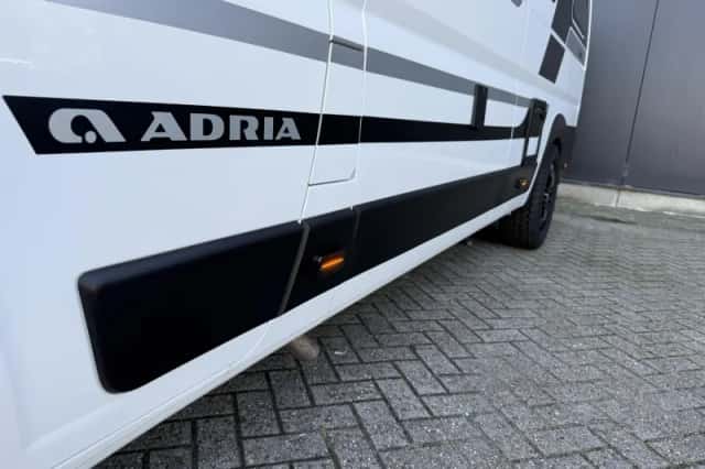 Adria Twin (2021) thumbnail 4