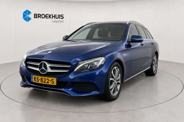 Mercedes-Benz C-Klasse (2016) thumbnail 1