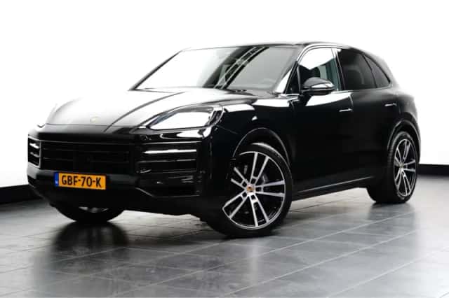 Porsche Cayenne (2024) thumbnail 1