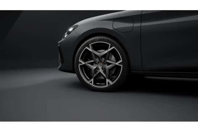 CUPRA Leon (2026) thumbnail 5