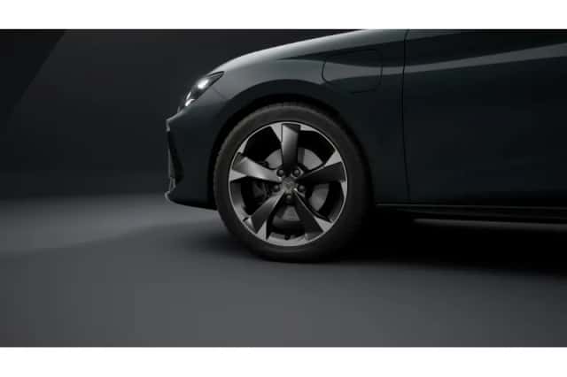 CUPRA Leon (2026) thumbnail 5