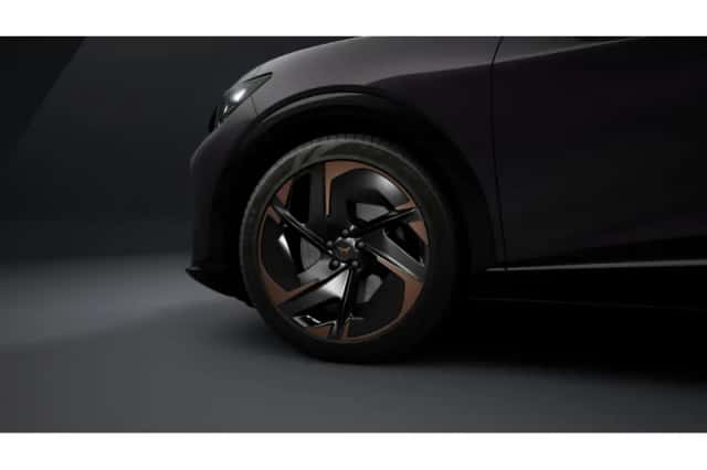 CUPRA Tavascan (2026) thumbnail 5