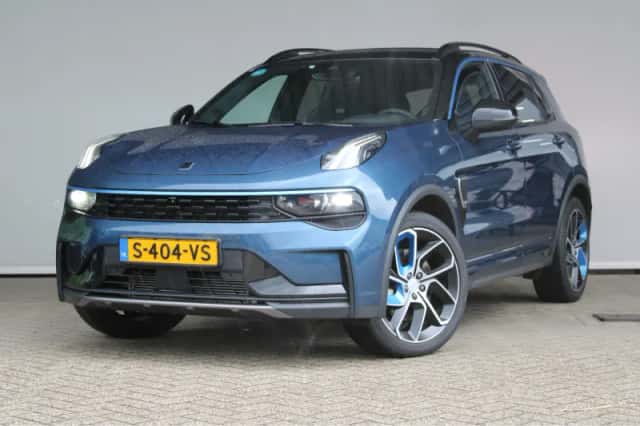 Lynk & Co 01 (2023) thumbnail 1