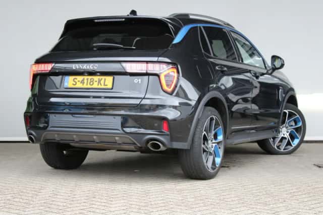 Lynk & Co 01 (2023) thumbnail 2