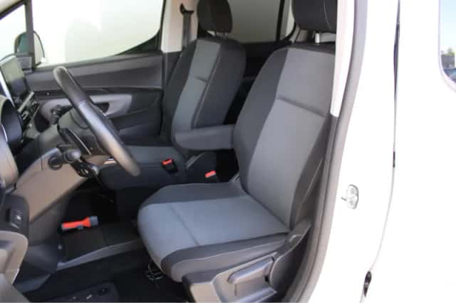 Toyota Proace (2023) thumbnail 6