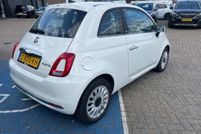 Fiat 500 (2024) thumbnail 4