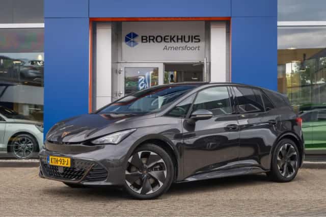 CUPRA Born (2023) thumbnail 1