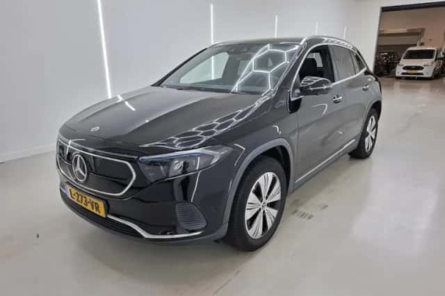 Mercedes-Benz EQA (2021) thumbnail 1