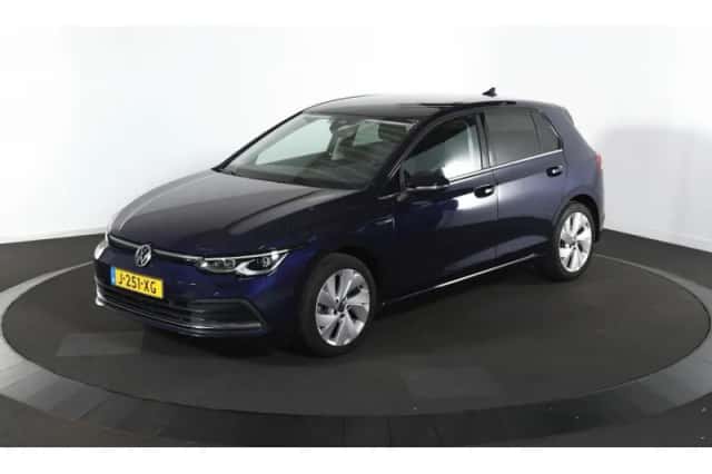 Volkswagen Golf (2020) thumbnail 1