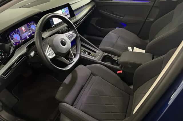 Volkswagen Golf (2020) thumbnail 4
