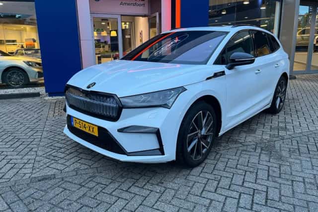 Škoda Enyaq (2022) thumbnail 1