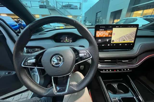 Škoda Enyaq (2022) thumbnail 4