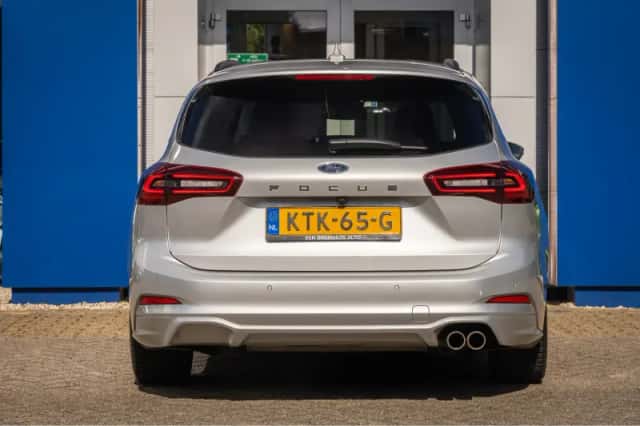 Ford Focus (2024) thumbnail 3