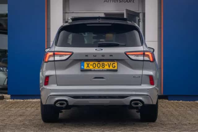Ford Kuga (2024) thumbnail 6