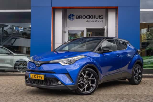 Toyota C-HR (2019) thumbnail 1