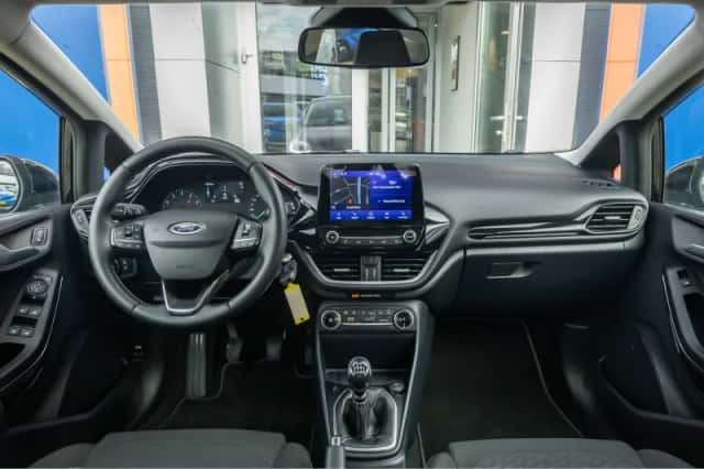 Ford Fiesta (2022) thumbnail 2