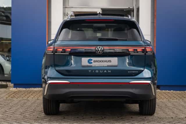 Volkswagen Tiguan (2025) thumbnail 5