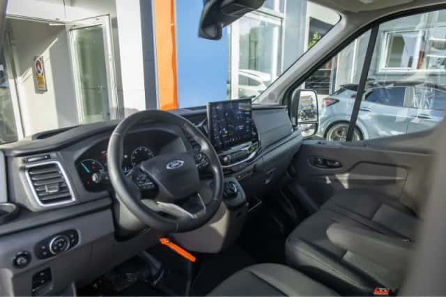 Ford E-Transit (2024) thumbnail 2