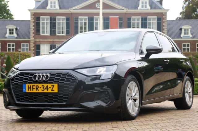 Audi A3 (2021) thumbnail 1